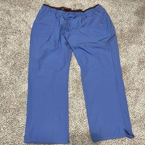 Light purple 2xl petite heart and soul scrub pants